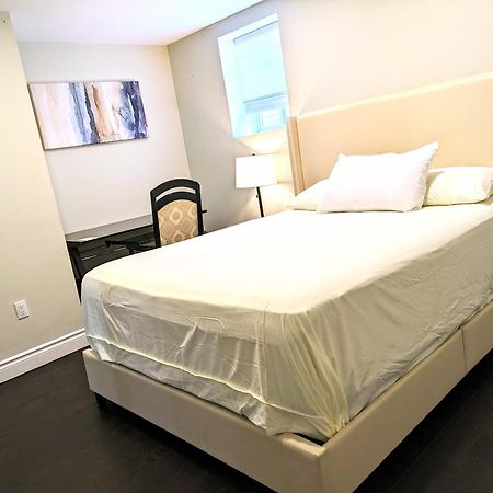 Kings Palace Brampton Luaran gambar