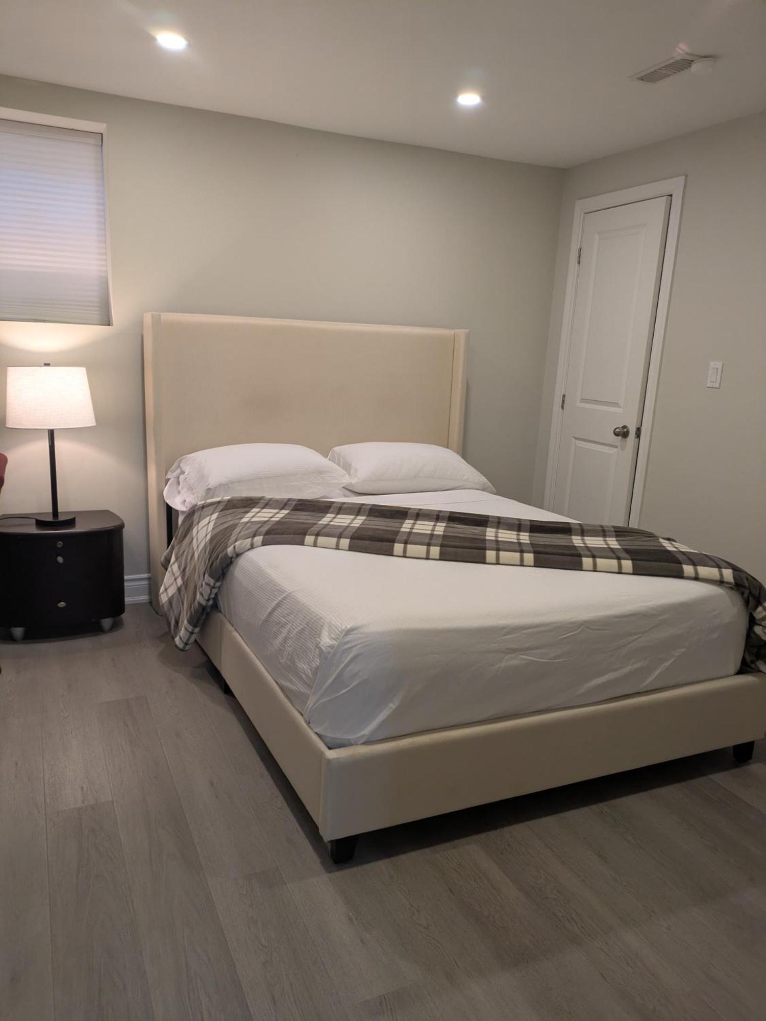 Kings Palace Brampton Luaran gambar